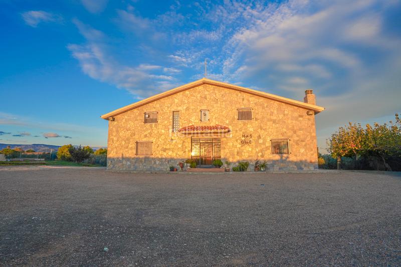 Foto e314efd2-f599-417c-819e-40dd7d97e879. Chalet with heating parking pool in Vinyols i els Arcs