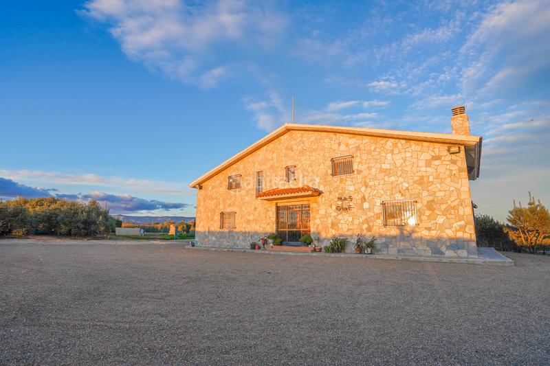 Foto f8066cf9-4ca4-4b99-88d1-6459b125ecf3. Chalet with heating parking pool in Vinyols i els Arcs