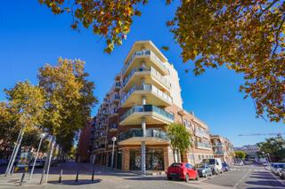 Àtic  Carrer de joan fuster i ortells. Piso con gran terraza privada en una zona inmejorable