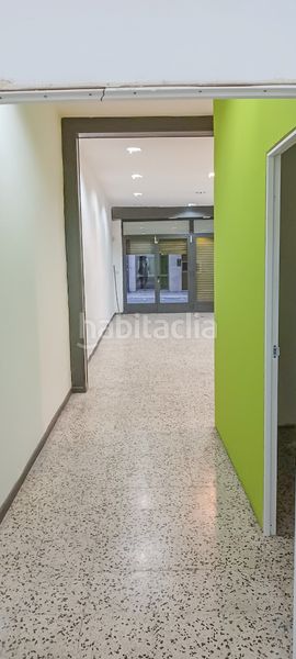Foto 0165473b-fe53-4576-9dee-cd18f2308adc. Local comercial a carrer de la mare molas 25 a Ponent Reus