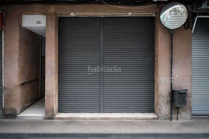 Foto 4ee9d838-abec-4303-8a03-ae78eb96e609. Local comercial a carrer de la mare molas 25 a Ponent Reus