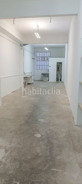 Foto 63231099-6fcc-446c-b184-0e5414eb0cef. Local comercial a carrer de la mare molas 25 a Ponent Reus
