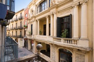 Appartement  Carrer major. Piso en carrer major con balcón junto a plaça mercadal