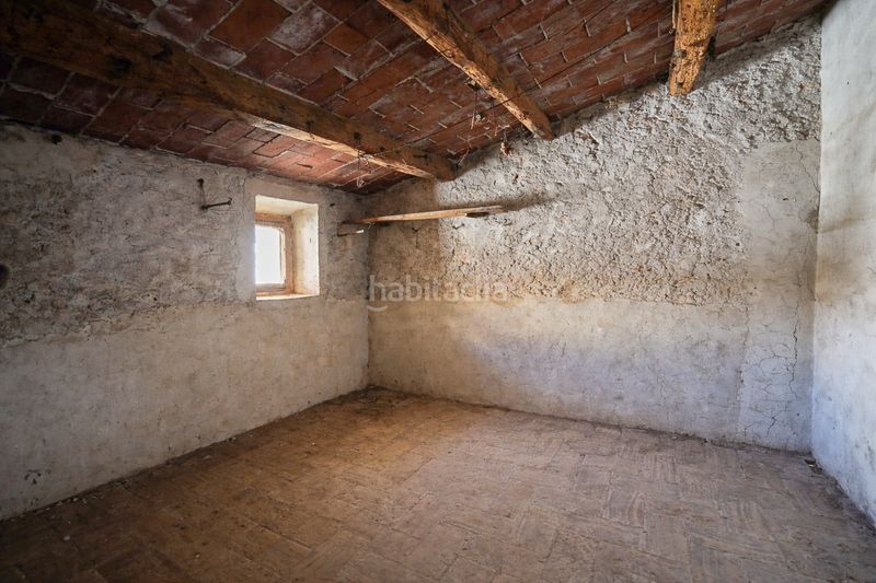 Foto 374b4552-e7ac-46c7-bde8-f4272d0996fb. Casa adossada a Vilallonga del Camp