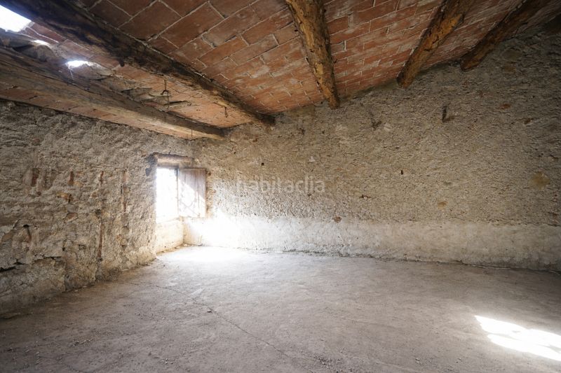 Foto d323a455-3208-4524-ac15-64d0eda6923e. Casa adossada a Vilallonga del Camp