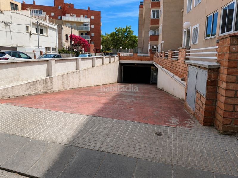Foto 4064c1a2-3a43-4bcf-84e7-88d96db1e464. Aparcament cotxe a carrer de l'illa de buda 5 a Centre Reus