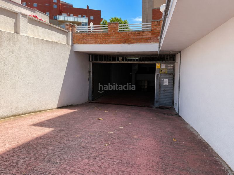 Foto 4074c6c9-629a-4c36-93c7-db9cb1d173fa. Aparcament cotxe a carrer de l'illa de buda 5 a Centre Reus