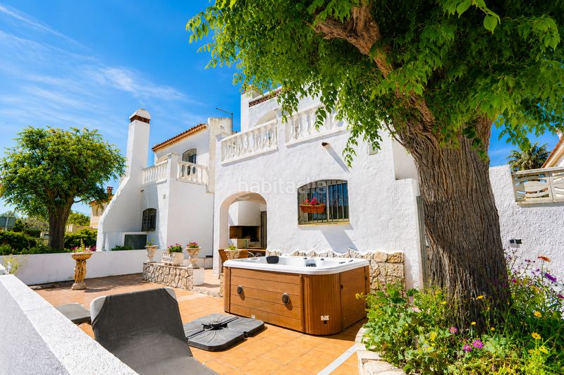 Foto 0d44a4d3-e7de-4864-88e4-a9590bd5787f. Casa amb aparcament piscina a El Casalot Mont-roig del Camp