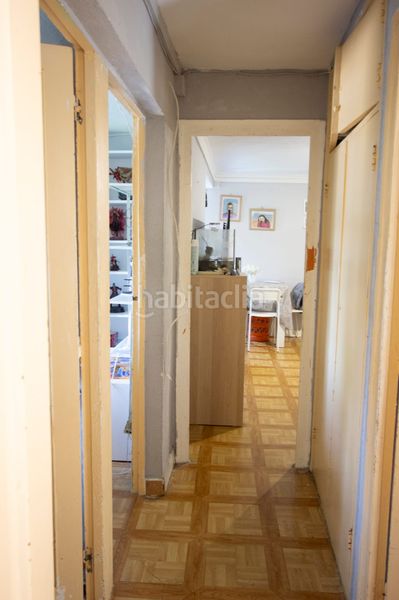 Foto aec1fdec-ed57-45bd-a683-40a8e8addf11. Flat in Els Merinals Sabadell