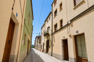 Reihenhaus  Carrer de la verge 12. Casa de pueblo en bràfim con 302 m² construidos, jardín privado,