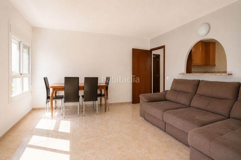 Foto bd7581b7-b71a-4efc-9276-dc959e1e2616. Pis a Vila-seca poble Vila-seca