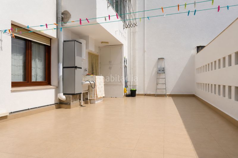 Foto d1272755-d996-4313-b372-1ab74654460f. Pis amb calefacció aparcament a Ponent Reus