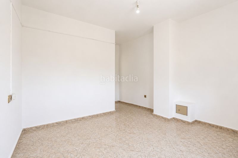Foto 82493bae-c578-46eb-b6b8-5ae084c7905d. Casa adossada amb aparcament a Vila-seca poble Vila-seca