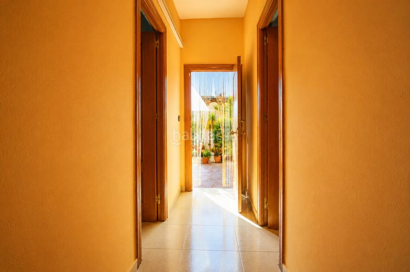 Foto 18b65406-39d4-4285-8c74-dbaeddf65b9b. Chalet casa independiente con parcela de 778 m² en Cunit