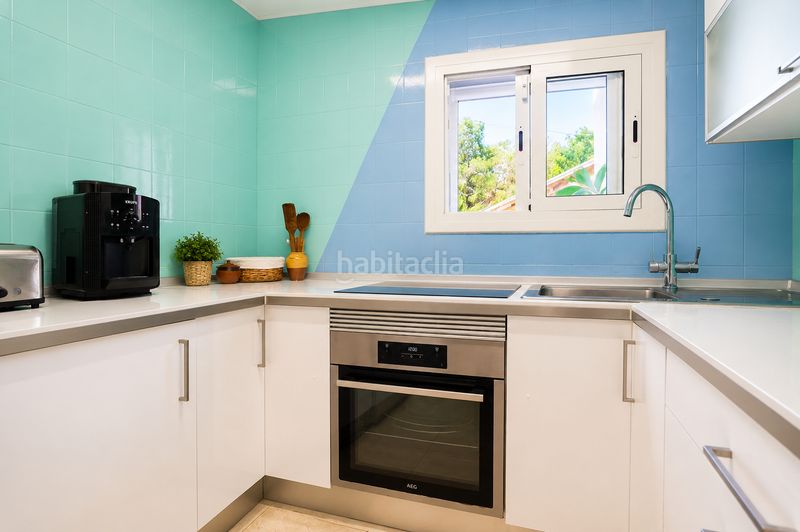 Foto 5e4ce918-aeb8-4627-aa70-6a1c12995f94. Chalet casa independiente con parcela de 778 m² en Cunit