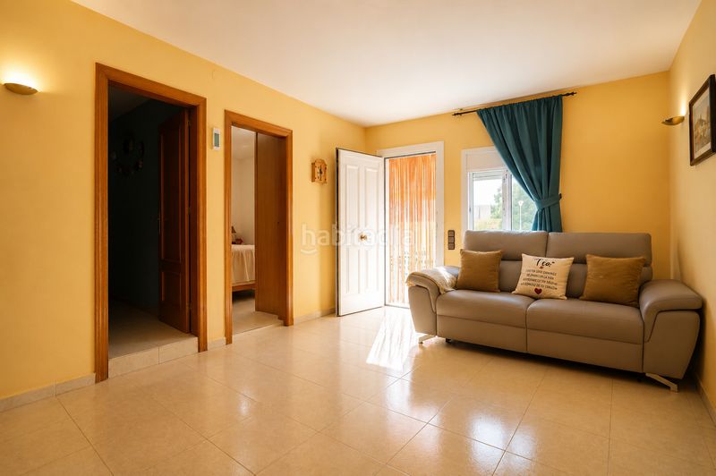Foto 6dcf073c-0e7f-43b7-b9ca-5fb584e1f3e7. Chalet casa independiente con parcela de 778 m² en Cunit