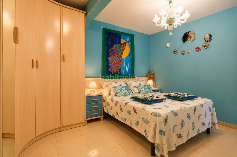 Foto 7f9d28fe-72b7-4512-a872-e63cb61ad247. Chalet casa independiente con parcela de 778 m² en Cunit