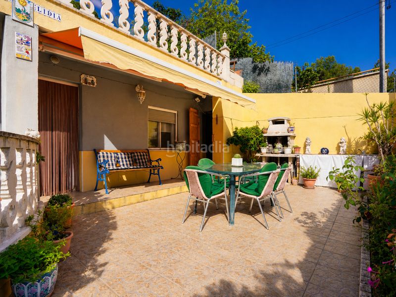 Foto ad67761f-110d-410a-aecb-c4befec57f05. Chalet casa independiente con parcela de 778 m² en Cunit