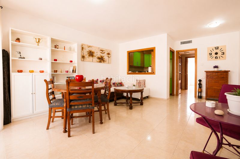Foto 6d177658-047b-4fe6-88bd-230cd3a6beb7. Pis amb aparcament a Centre Miami Platja