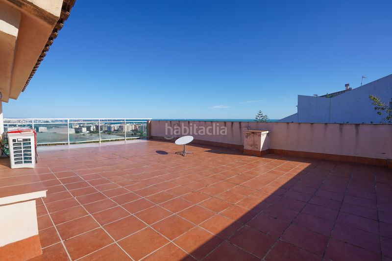 Foto c732a784-9da3-4a3b-baee-9f7ac03d53dd. Chalet  independiente en pla de maset - cap de Salou Salou