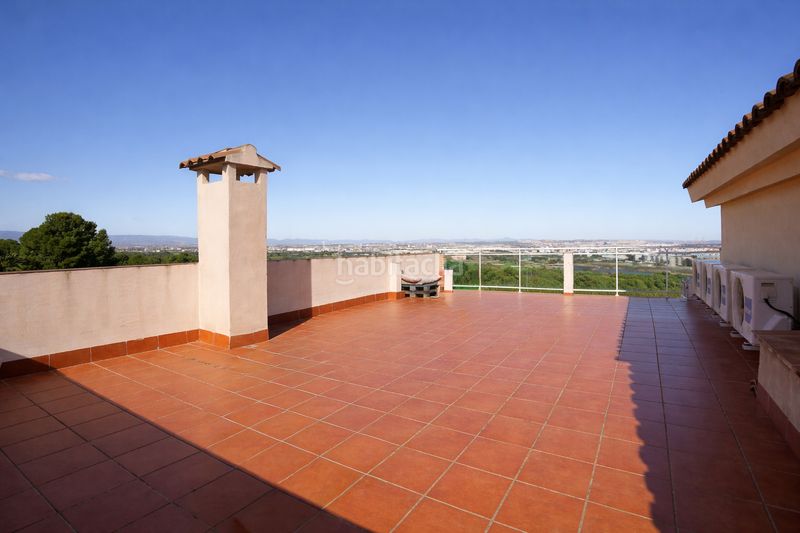 Foto f09e930d-ae19-45fb-be18-bf92a014f6f9. Chalet  independiente en pla de maset - cap de Salou Salou