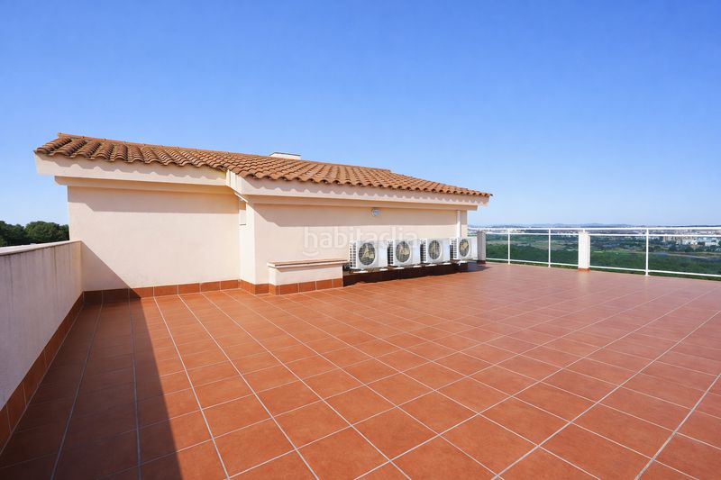 Foto ffb20cd5-6c5d-46c5-80fd-67cde3cf1c39. Chalet  independiente en pla de maset - cap de Salou Salou