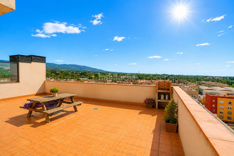 Foto f5e18e48-289a-449f-a639-de09b205d92b. Àtic amb aparcament piscina a Mestral Reus