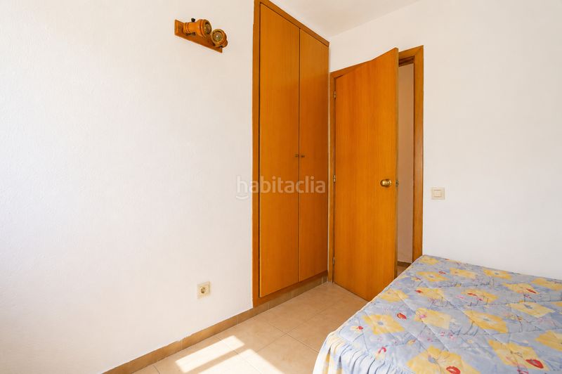 Foto 69936af9-22a4-41b8-b429-8bd382ef193a. Pis amb piscina a Mar i Camp - Platja dels Capellans Salou