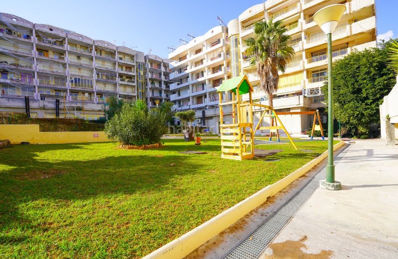 Foto 7ba477d4-1f25-42dd-af0b-e98df455e894. Pis amb piscina a Mar i Camp - Platja dels Capellans Salou