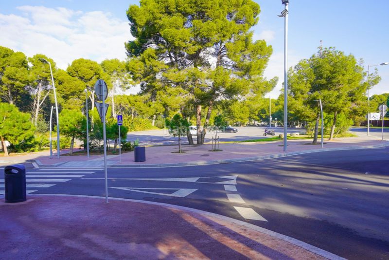 Foto 856cbf75-5b5d-46c5-a7d7-125d35cb6703. Pis amb piscina a Mar i Camp - Platja dels Capellans Salou