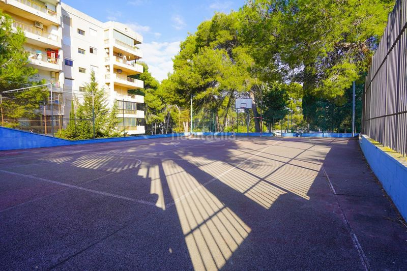 Foto cbff4417-8edb-4dae-a510-506f99eb8241. Pis amb piscina a Mar i Camp - Platja dels Capellans Salou