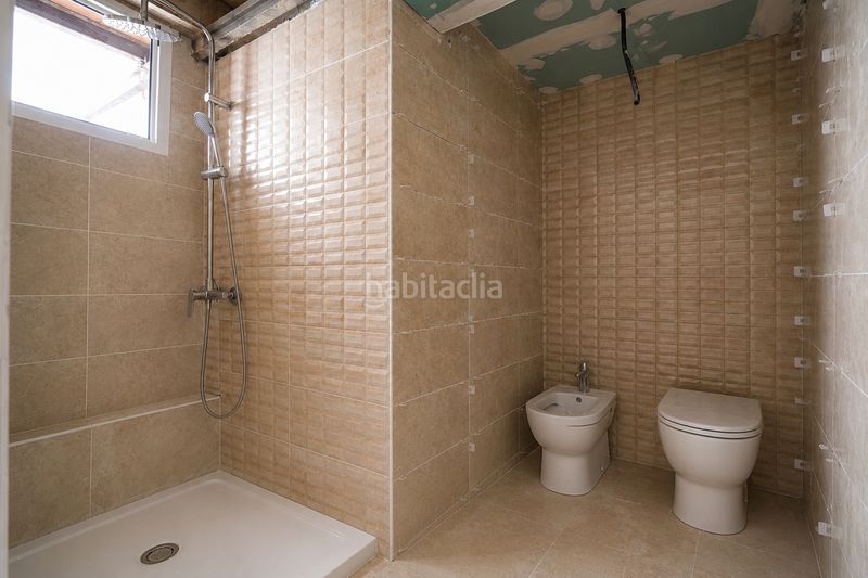 Foto e8346ad5-29fe-416d-a3df-31a0e43455cc. Casa adossada a Centre Reus