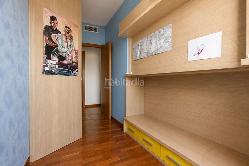 Foto 74ce4599-f30e-426d-97a4-27a1941e65c8. Àtic a Mestral Reus