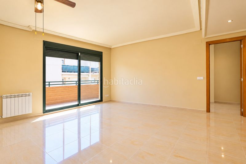 Foto ca08e589-0bfc-41ad-9070-a92b071b335c. Pis amb calefacció aparcament a Vila-seca poble Vila-seca