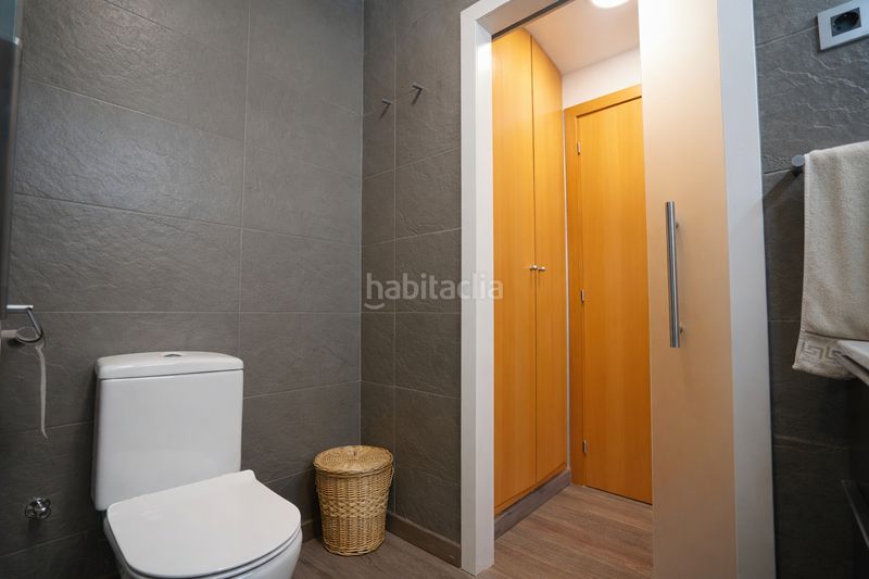 Foto 0a80a421-19fb-4204-a2f9-a128dd2c803a. Casa adossada amb calefacció aparcament a Mestral Reus