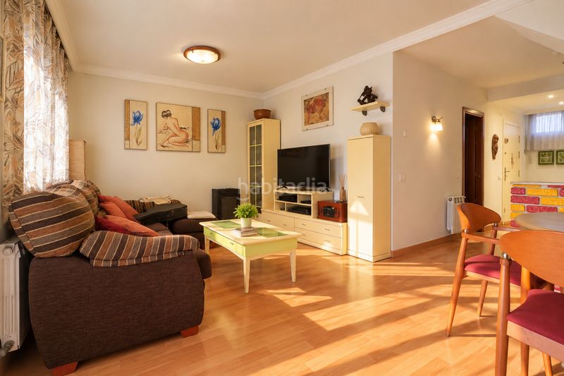 Foto 40579f50-79f6-4576-8387-d57c90030a4a. Duplex avec parking piscine dans Llevant Reus