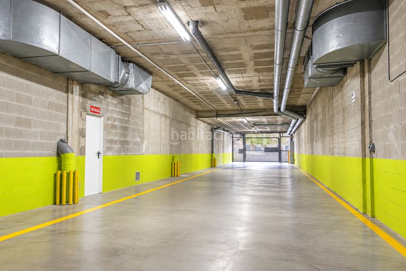 Foto d1faf4e4-f26c-451c-bca2-9c7fc065fec8. Duplex avec parking piscine dans Llevant Reus