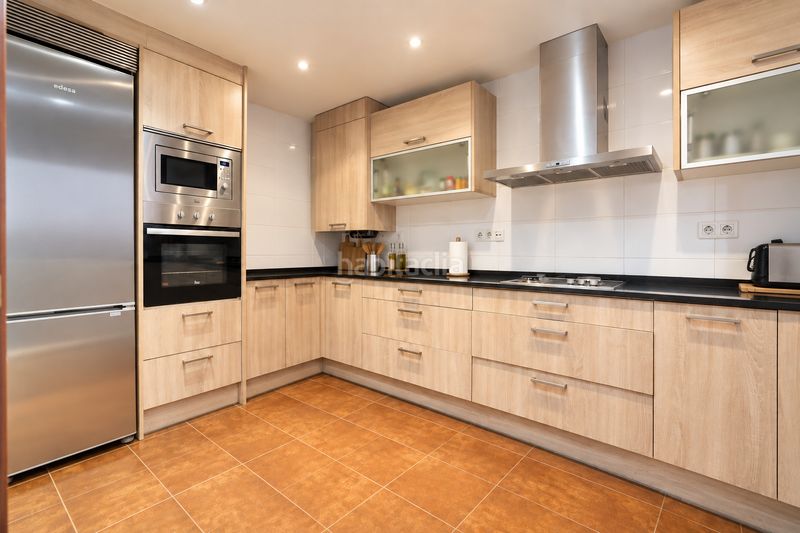 Foto ebec0d9d-c496-4726-b234-3b938ea8ed15. Duplex avec parking piscine dans Llevant Reus