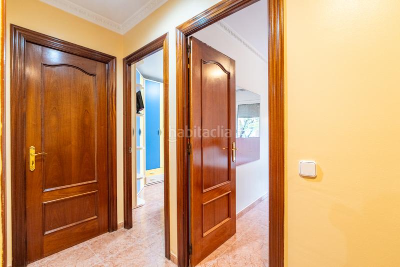 Foto 1ae3d21d-b157-4071-aa04-9a836335b811. Casa adossada amb xemeneia calefacció aparcament a Reus