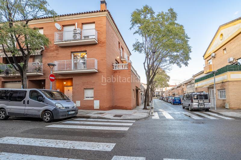 Foto ba72c235-4539-470c-b3d8-a4513715d456. Casa adossada amb xemeneia calefacció aparcament a Reus