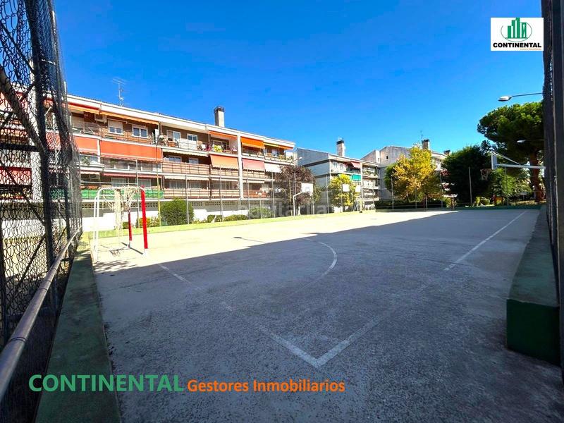 Foto 21661658-90c9-48fc-a8e3-01f34761922d. Zweistöckige wohnung mit parking pool in Los Negrales Collado Villalba