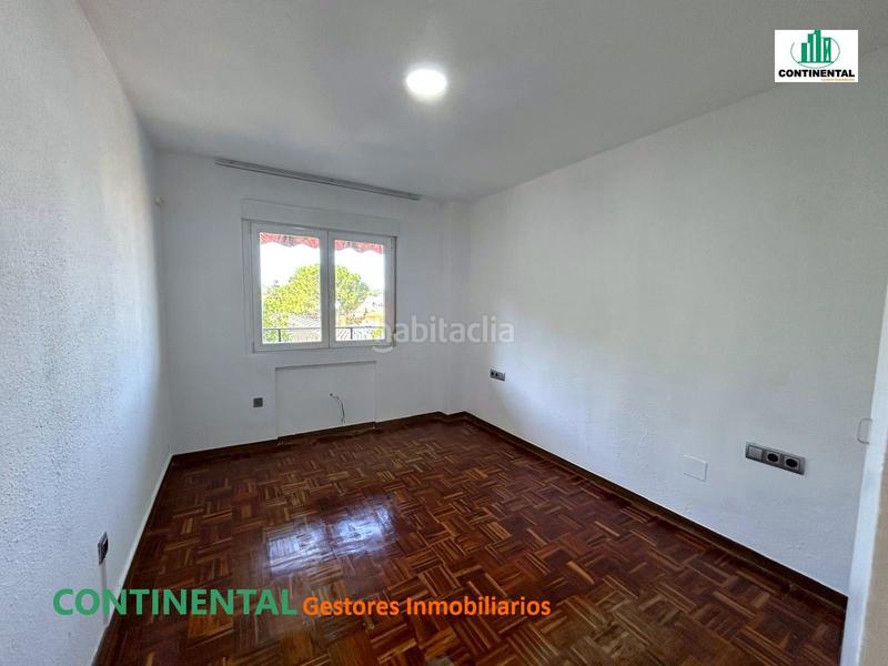 Foto 567bd1f3-583c-4424-bcb4-718383ed2e97. Zweistöckige wohnung mit parking pool in Los Negrales Collado Villalba