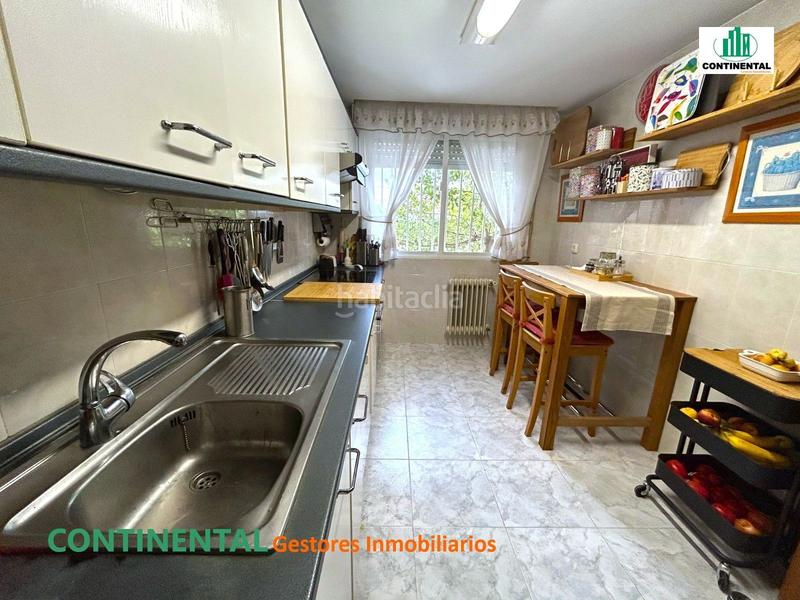 Foto 74f091e8-2600-494c-b1a6-cd4b11ff1776. Casa adosada en La Navata Galapagar