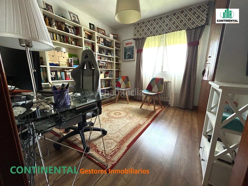 Foto 3fcf697e-c5cf-403a-82c6-691ec414a480. Semi detached house with heating parking pool in La Navata Galapagar