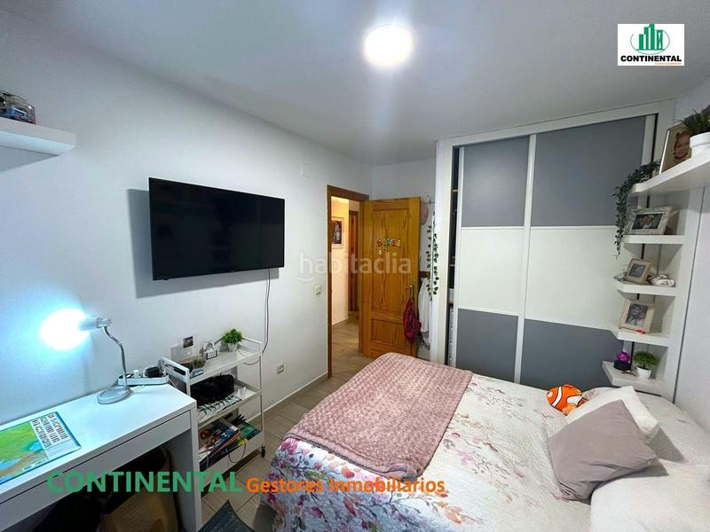 Foto 9c2363ce-28dc-41e7-bdd3-33f6bc79a41a. Etagenwohnung mit heizung in Casa Amarilla Galapagar