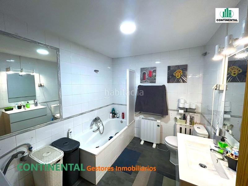 Foto 5866db25-b885-456b-964d-6e86696dc518. Piso en Casa Amarilla Galapagar