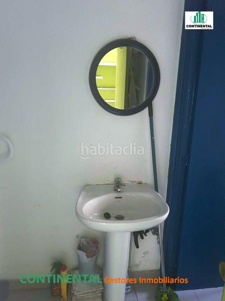 Foto f57cd914-7e52-4b00-9735-ac54dc0ba82a. Alquiler local comercial en real 29 en Villalba Estación Collado Villalba