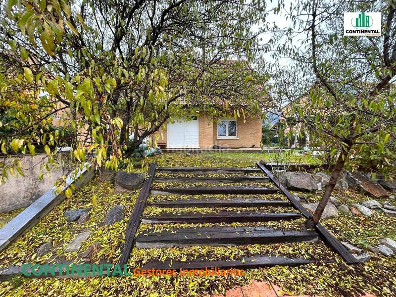 Foto 1efc8fd3-c7e2-4108-bd47-e3c9d27069d7. Casa amb calefacció a Collado Mediano