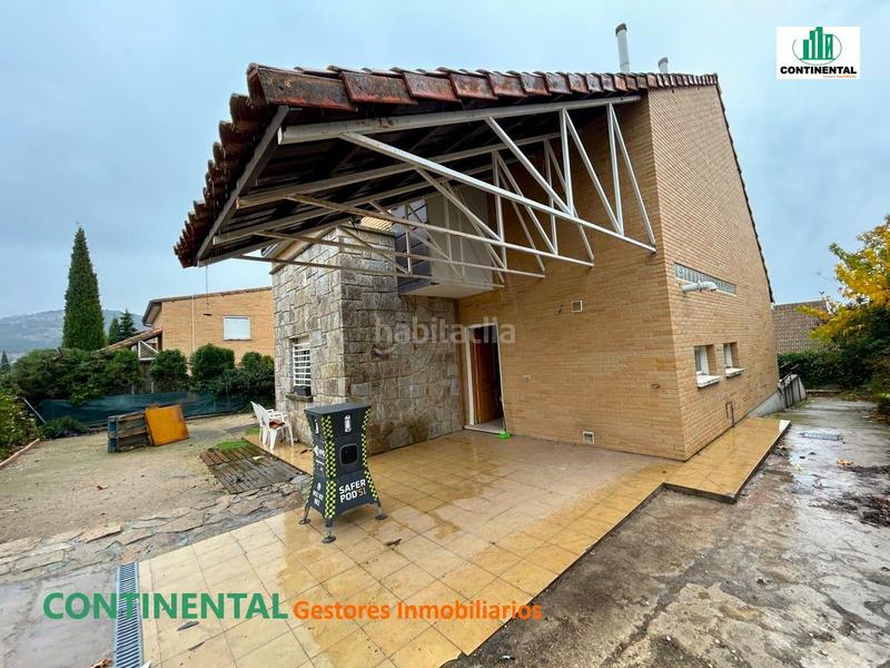 Foto 296cbf57-1646-4786-8d3d-bd9dfefe9796. Casa amb calefacció a Collado Mediano