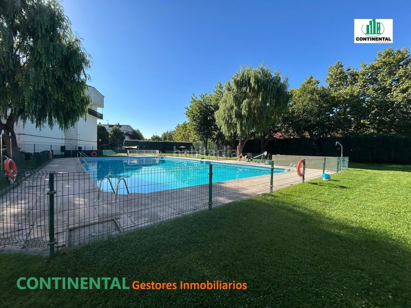 Foto 14a4d9ab-7829-40eb-9bcb-e087beca28d8. Pis amb calefacció piscina a Los Negrales Collado Villalba